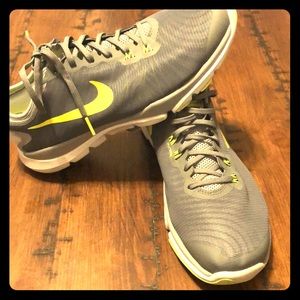 Nike Training Flex Supreme TR4 workout shoes